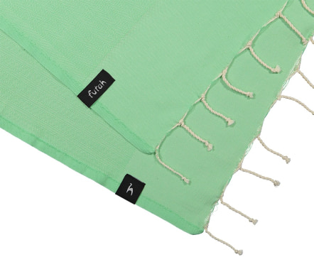 Ericeira Light Green Beach Blanket (2)